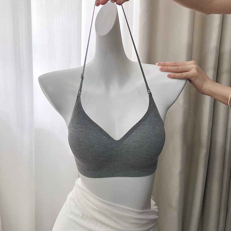 Halter Neck Strapless Bra with Beautiful Back Design, Enhances Small Bust, Gathers Side Breasts, Seamless, Thickened, Cross-Back, Large U-Shaped Bra Halter Neck Strapless Bra with Beautiful Back Design, Enhances Small Bust, Gathers Side Breasts, Seamless, Thickened, Cross-Back, Large U-Shaped Bra