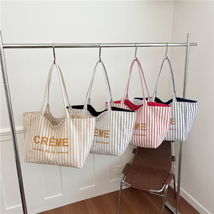 ins�L�l�y��ĸ�������ذ�Ů�������p�汳�μ�����s�ٴ������