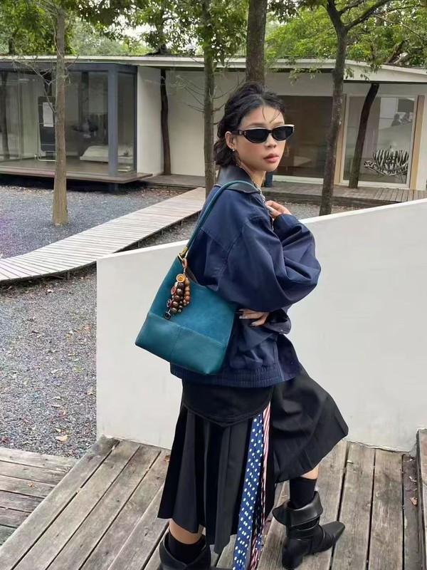 跨境麂皮绒拼接女大容量2025新款秋冬季复古单肩子母包通勤水桶包|undefined