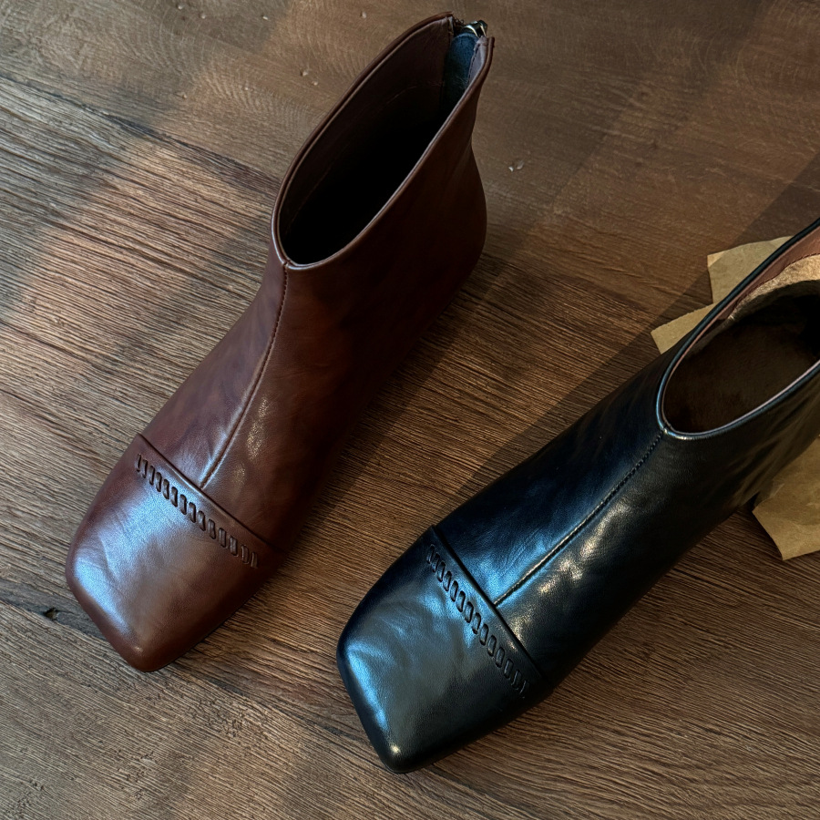 French Retro Women's Square-toe Short Boots With Chunky Heel_voghion.com