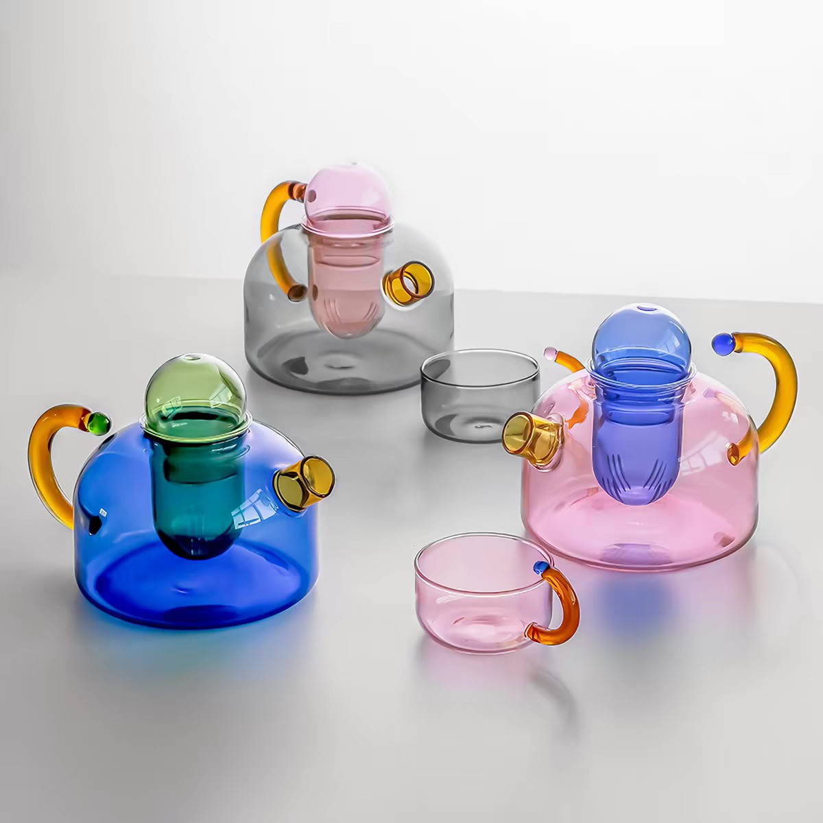 Color-Contrasting High Borosilicate Glass Teapot for Home Use, Heat-Resistant with Inner Liner, Tea-Water Separator, Pink Glass Kettle for Stove Top Brewing