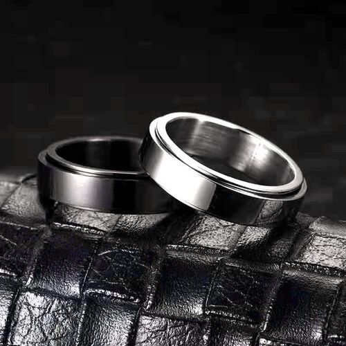 Cross-border supply titanium steel smooth rotatable engraving ring stainless steel couple ring foreign trade jewelry wholesale