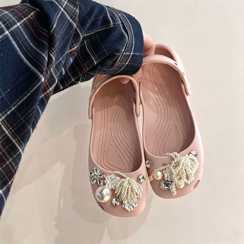 Tassel Pearl Flower Rhinestone Summer Clog Sandals for Women, Lightweight, Non-Slip, Versatile Beach Slippers, Wholesale from Manufacturer Tassel Pearl Flower Rhinestone Summer Clog Sandals for Women, Lightweight, Non-Slip, Versatile Beach Slippers, Wholesale from Manufacturer