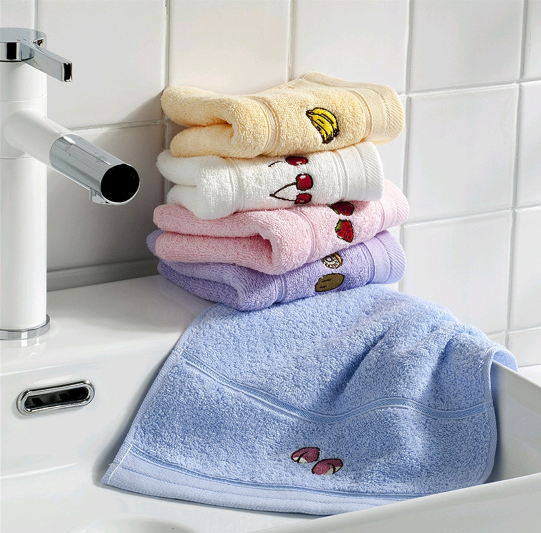 批发洁丽雅纯色棉童巾 柔软吸水家用洗脸小毛巾 幼儿园垫背隔汗巾