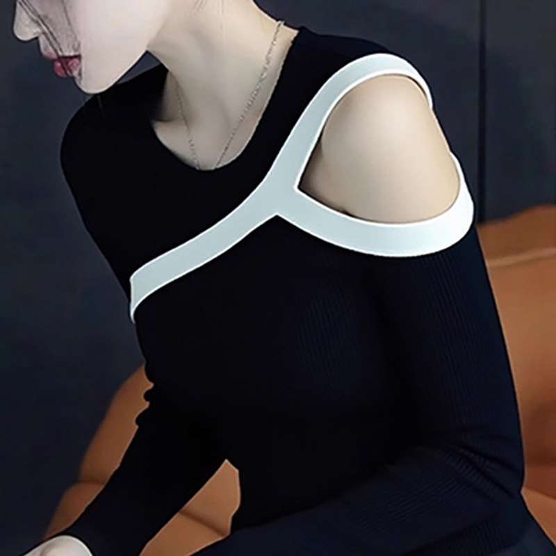 Korean Style Black Off-Shoulder Knitwear for Women 2025 New Design, Unique and Beautiful Early Autumn Wear Elegant Top Korean Style Black Off-Shoulder Knitwear for Women 2025 New Design, Unique and Beautiful Early Autumn Wear Elegant Top