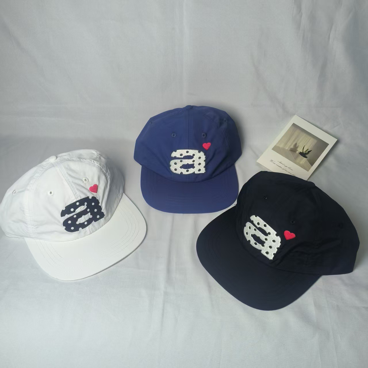 High-End-Damenmode Baseballmütze für Herren mit flacher Krempe, bestickte Entenschnabelkappe, mehrfarbig, Sommer, neues Produkt, groß, cool_voghion.com