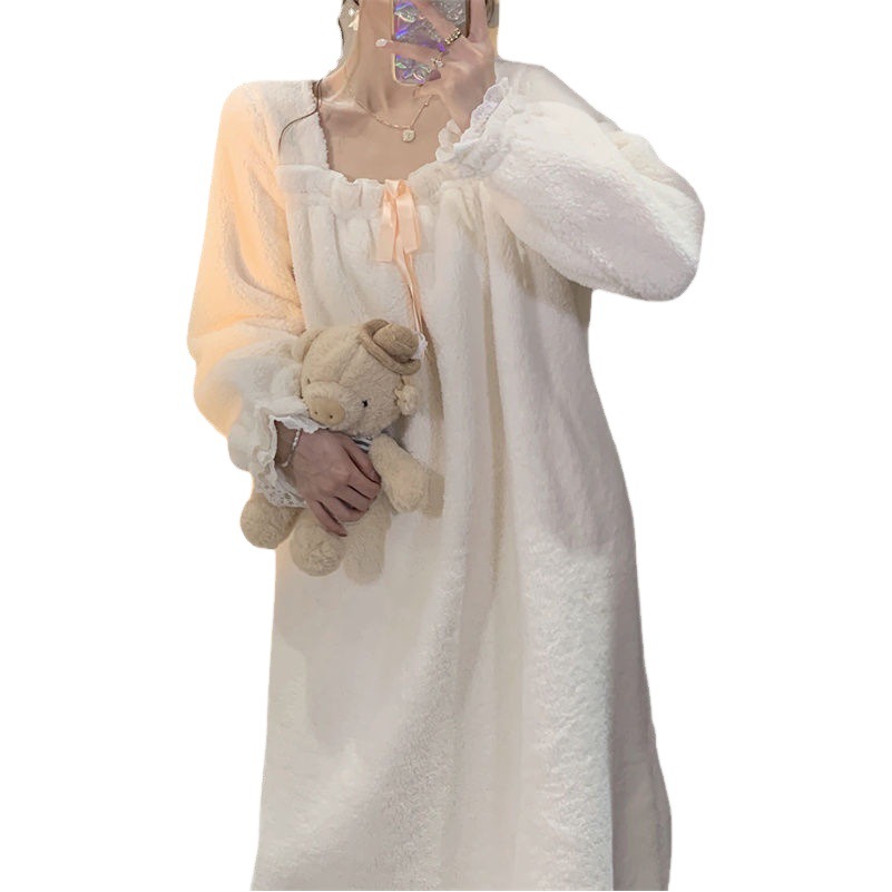 Dulce franela princesa estilo pijamas camisón de las mujeres vestido de longitud media lindo estilo coreano suelto de lana de coral cálido homewear