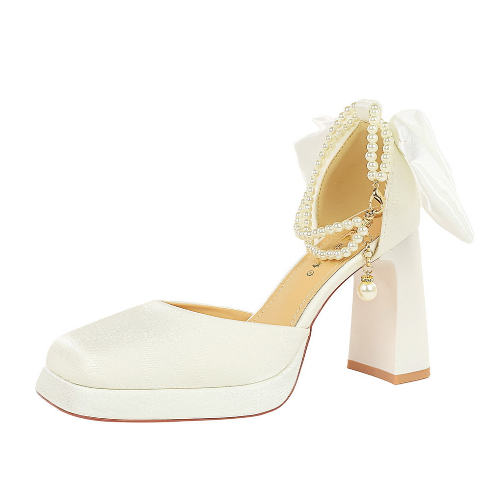 Satin High-heeled Sandals With Pearl Strap And Chunky Heel_voghion.com