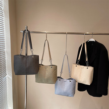 С��ͨ�����ذ�Ů2025�ļ��¿�r�����e���s�������μ��Ҹ�°�