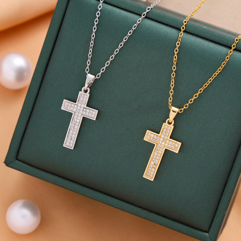 Titanium Steel Casual Simple Style Cross Plating Pendant Necklace display picture 2