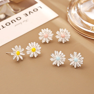 ��������С�r�ն�ᔲ�ɫ��Ͱ����ĕr�К��|��߼�����Ů�L�Ʒ