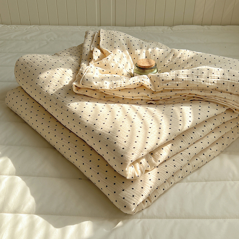 Edredón de verano de hilo de doble capa edredón de verano edredón fresco de verano dormitorio de algodón no algodón edredón fino simple y doble edredón de aire acondicionado lavable a máquina