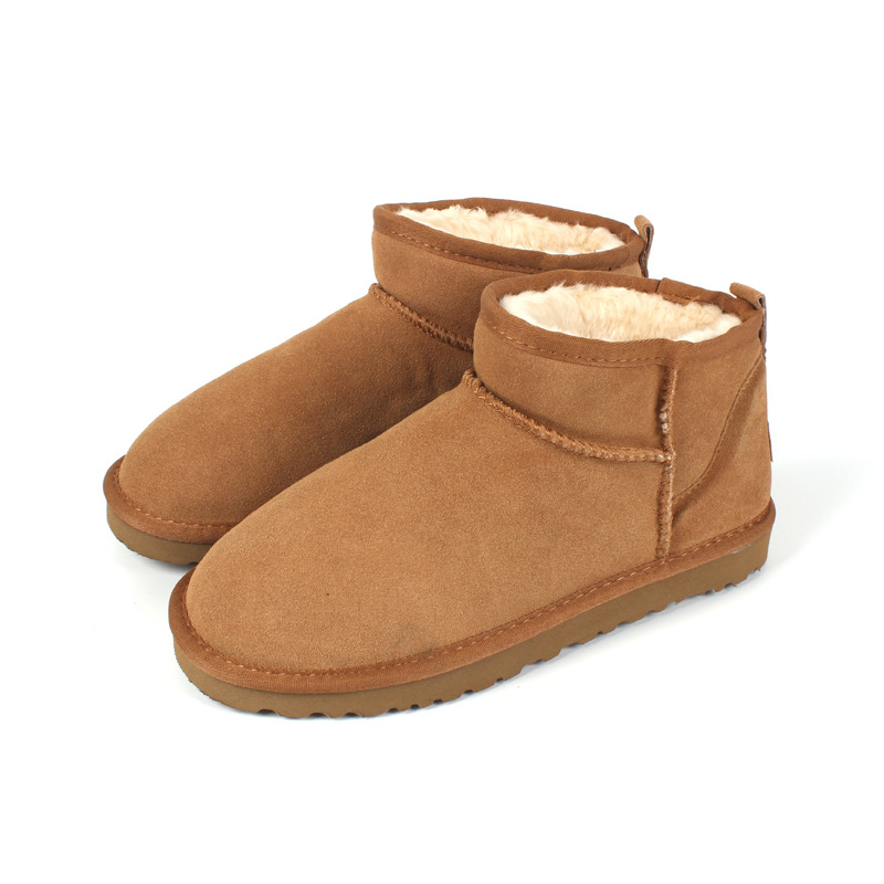 UGG Classic Ultra Mini Suede Low Chestnut
