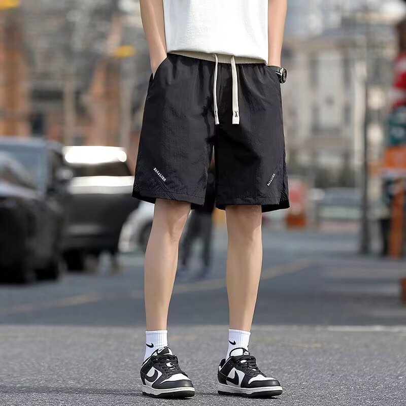 Lote transfronterizo de montaña para jóvenes al aire libre pantalones cortos de nailon delgados y ligeros de secado rápido, pliegues funcionales, textura, pantalones de cinco puntos, verano masculino