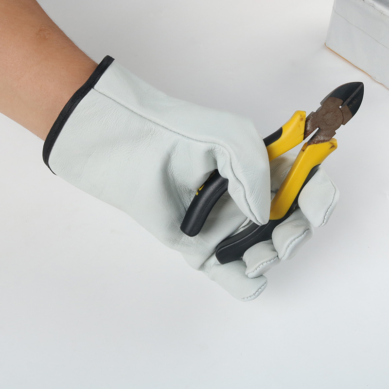 Guantes de conductor de piel de vaca guantes de protección laboral resistentes al desgaste guantes de soldadura eléctrica aislamiento térmico guantes de protección laboral fabricantes de muestras