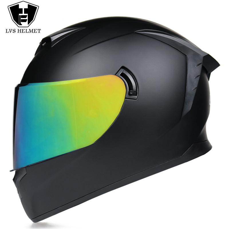 무광 블랙 컬러의 거울