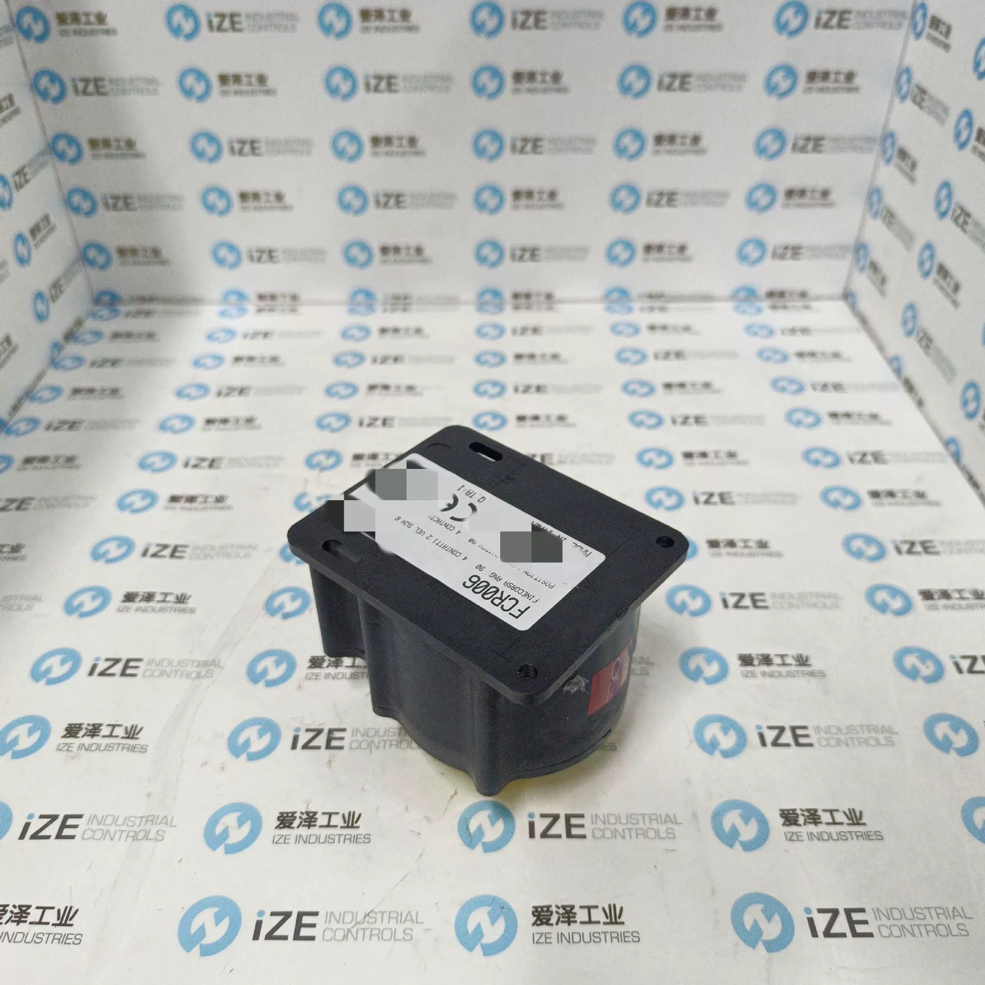 Концевой выключатель GIOVENZANA FCR006 оригинал