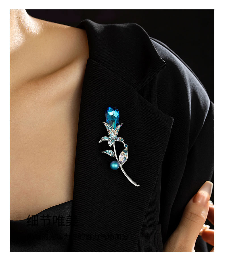 华丽质感水晶花朵品味非凡小众高级感花卉别针批发定制