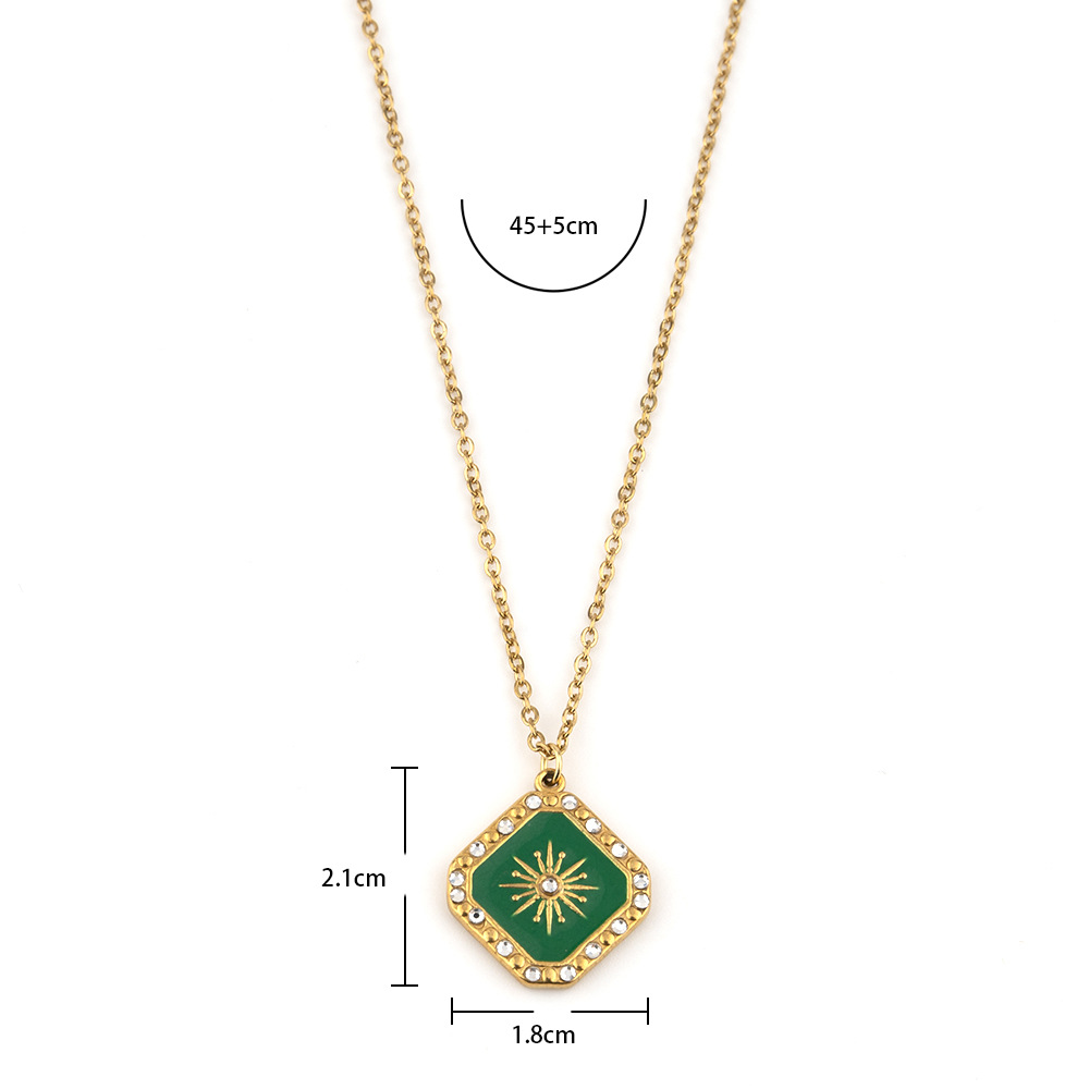 Nouveau produit de bijoux en acier inoxydable, goutte d'huile, niche, sensation haut de gamme, étiquette suspendue carrée en forme de soleil, collier en acier au titane_voghion.com