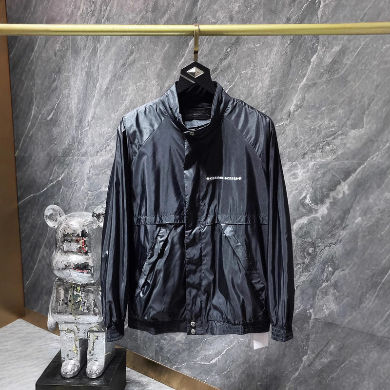 2024 Autumn and Winter New Ch Crow Dark Pattern Cross Horizontal Label Scroll Letter Jacket Jacket Men's One Piece 2024 Autumn and Winter New Ch Crow Dark Pattern Cross Horizontal Label Scroll Letter Jacket Jacket Men's One Piece