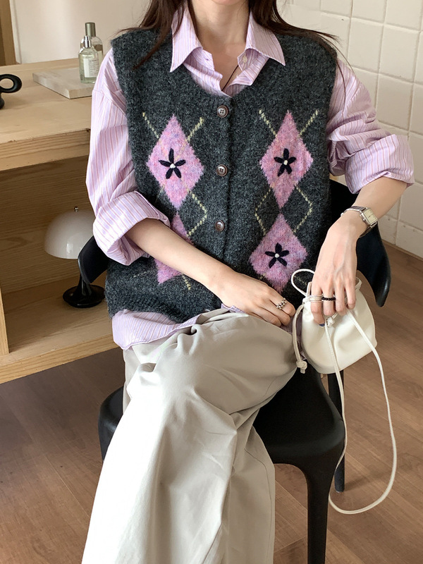 复古菱格针织马甲女秋季2025新款韩版宽松外穿无袖毛衣开衫上衣|undefined