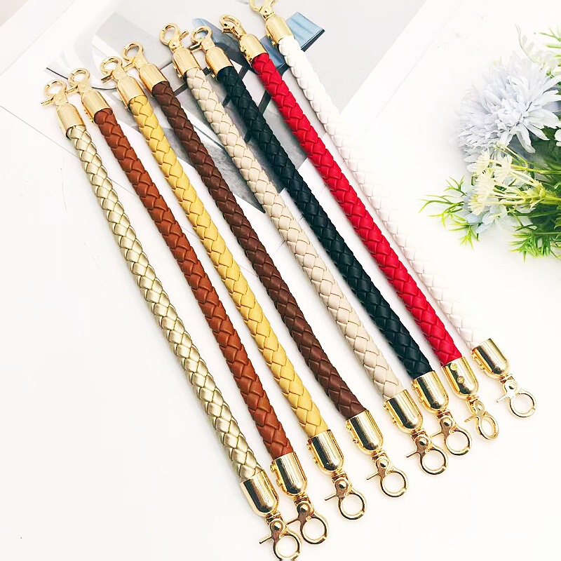New High-End Pu Leather Woven Handbag with 30cm Replacement Bag Gift Box Hand-Held Luggage Hardware Accessories New High-End Pu Leather Woven Handbag with 30cm Replacement Bag Gift Box Hand-Held Luggage Hardware Accessories