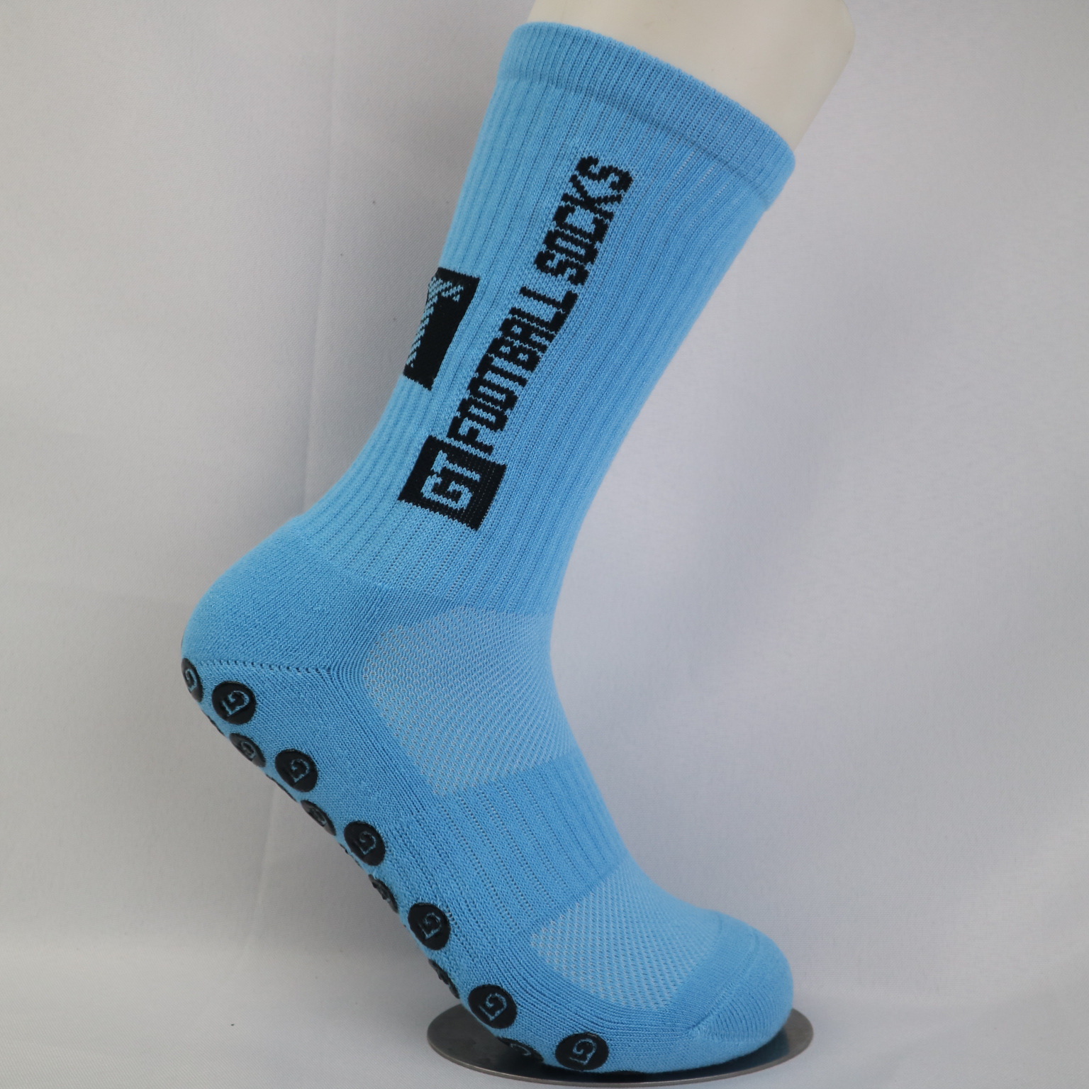 Anti-Slip Football Socks With Enhanced Cushioning - Breathable, Quick-Dry & Non-Slip Grip For Men & Women - Mid-Crew Sports Socks (Multiple Colors)_voghion.com