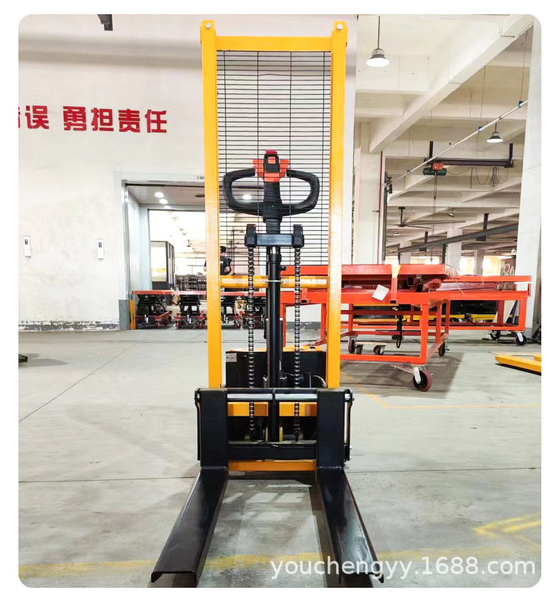 步行电动堆高车_11.jpg