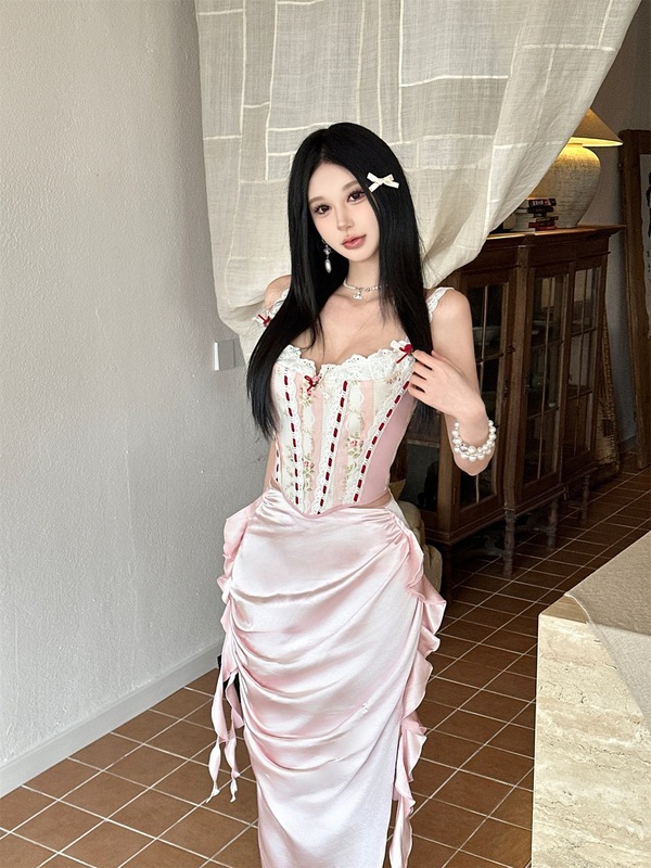 法式少女甜美吊带上衣鱼骨胸衣+半裙|undefined