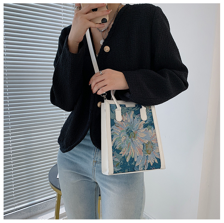 Large-capacity Oil Painting Fashion Shoulder Tote Bag Wholesale Nihaojewelry display picture 14