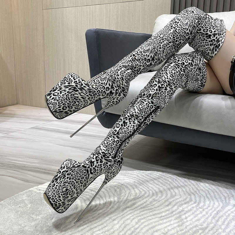 Boot nữ cổ cao quá gối họa tiết da báo mũi tròn khóa kéo gót thép 19 cm — Màu trắng chi tiết 4