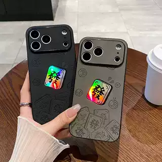 宇航员羊巴皮iPhone17pro max手机壳镭射皮质12适用苹果13/11软壳