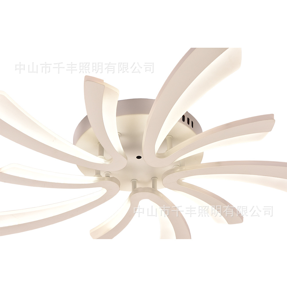 Luz de ventilador LED transfronteriza hotel creativo sala de estar lámpara principal moderna simple dormitorio lámpara de techo estudio lámpara Zhongshan