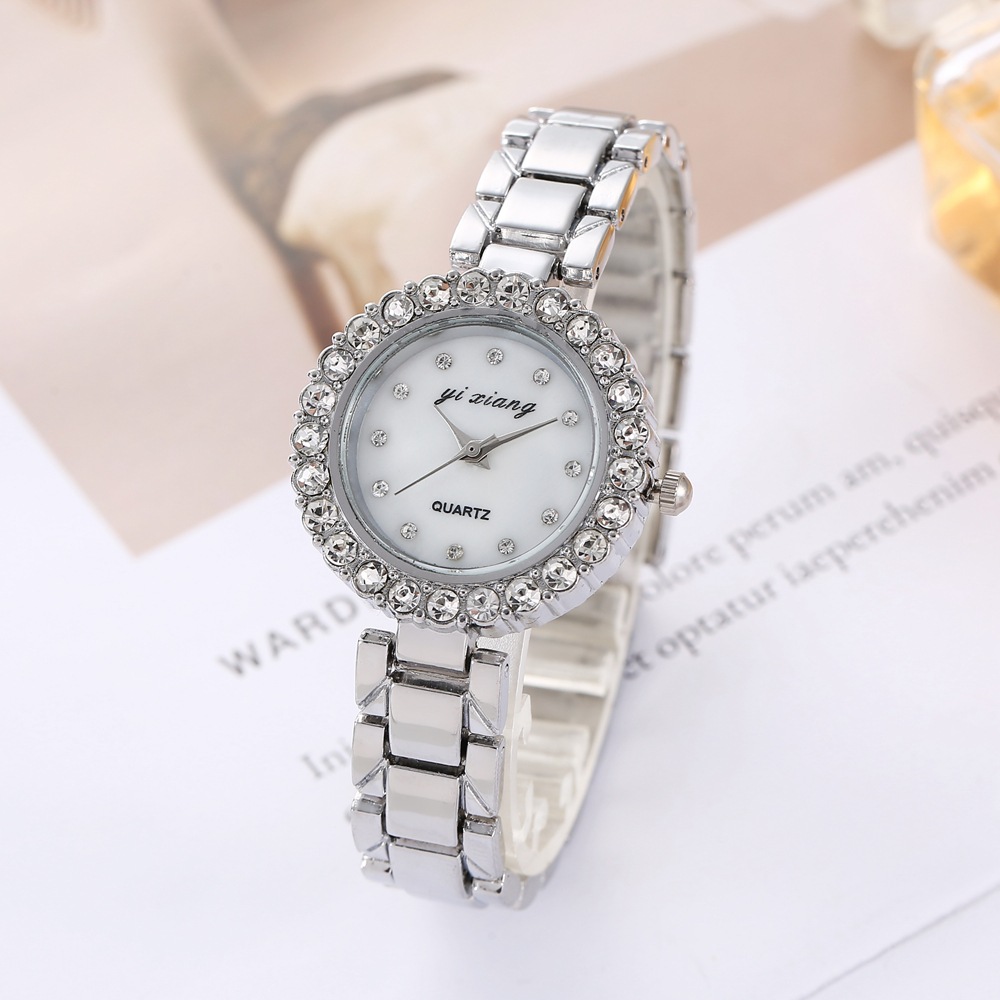 Comercio exterior nueva estudiante femenina estilo coreano simple diamante punto diamante femenino ins estilo universitario temperamento Internet celebridad correa de acero reloj femenino