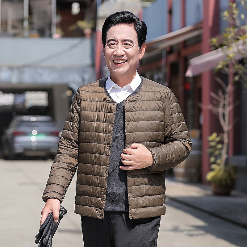 Nuevo invierno hombre chaqueta de pluma de mediana edad papá ligero cuello redondo cuello en V fundación sin cuello chaqueta delgada image 11