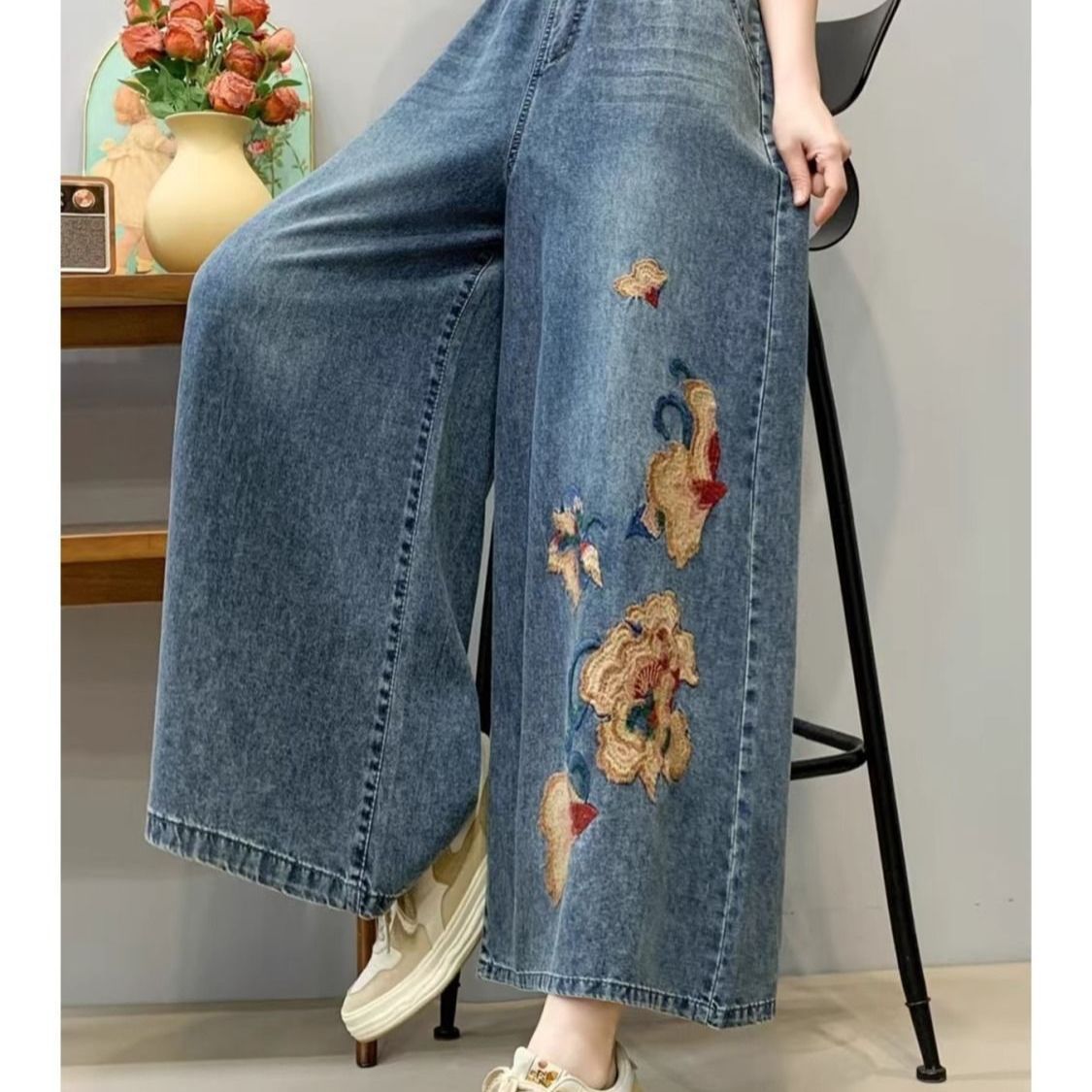 Autumn ethnic denim trousers