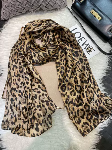 Leopard print