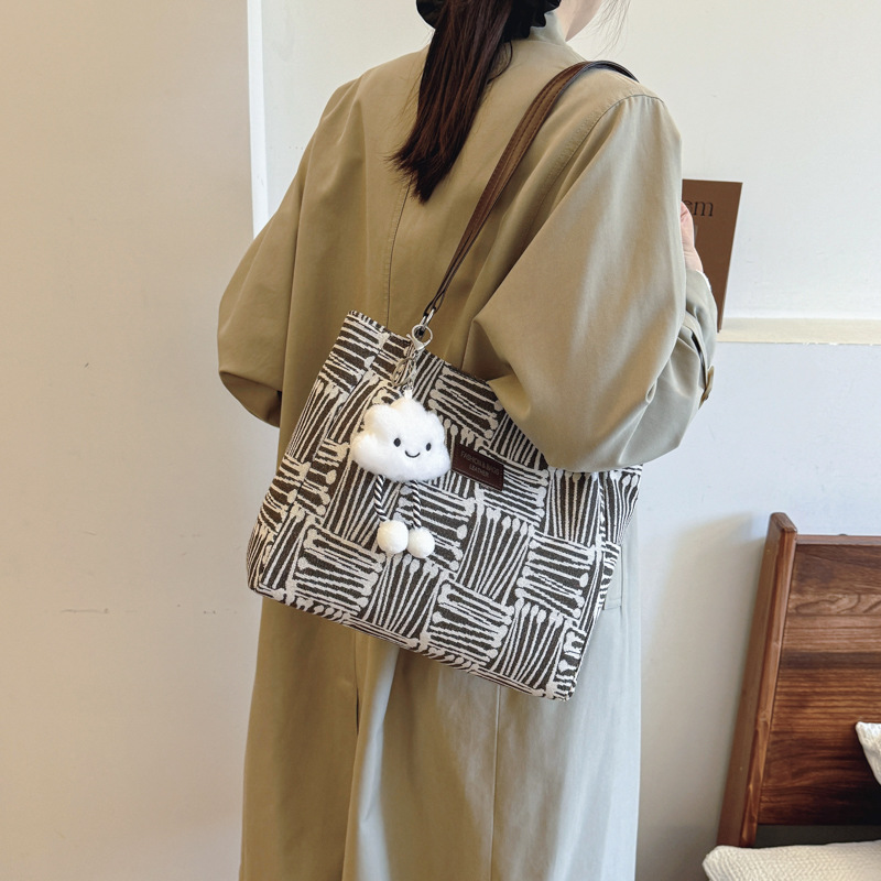 Bolsas casuales para mujeres 2024 nuevo tipo de clase bolsa de viaje bolsa de hombro de moda de otoño y invierno bolsa de gran capacidad