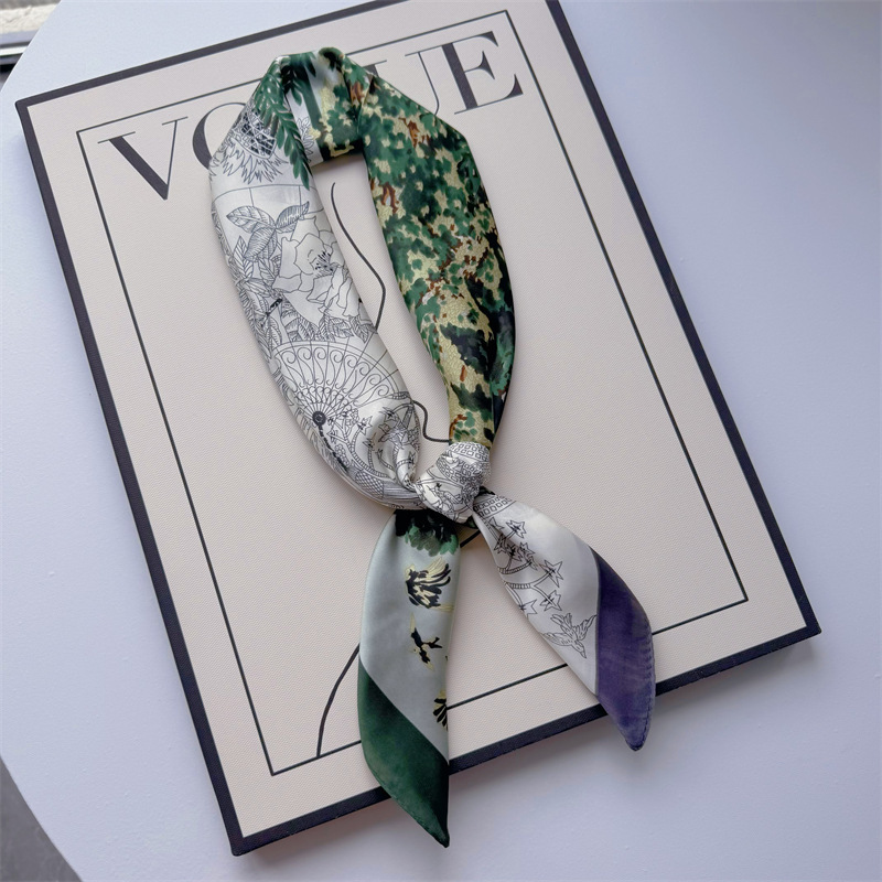 Primavera y verano nueva bufandas de impresión de letras de satén 70 × 70 bufandas de seda pequeñas bufandas cuadradas de alta calidad bufandas de estilo francés