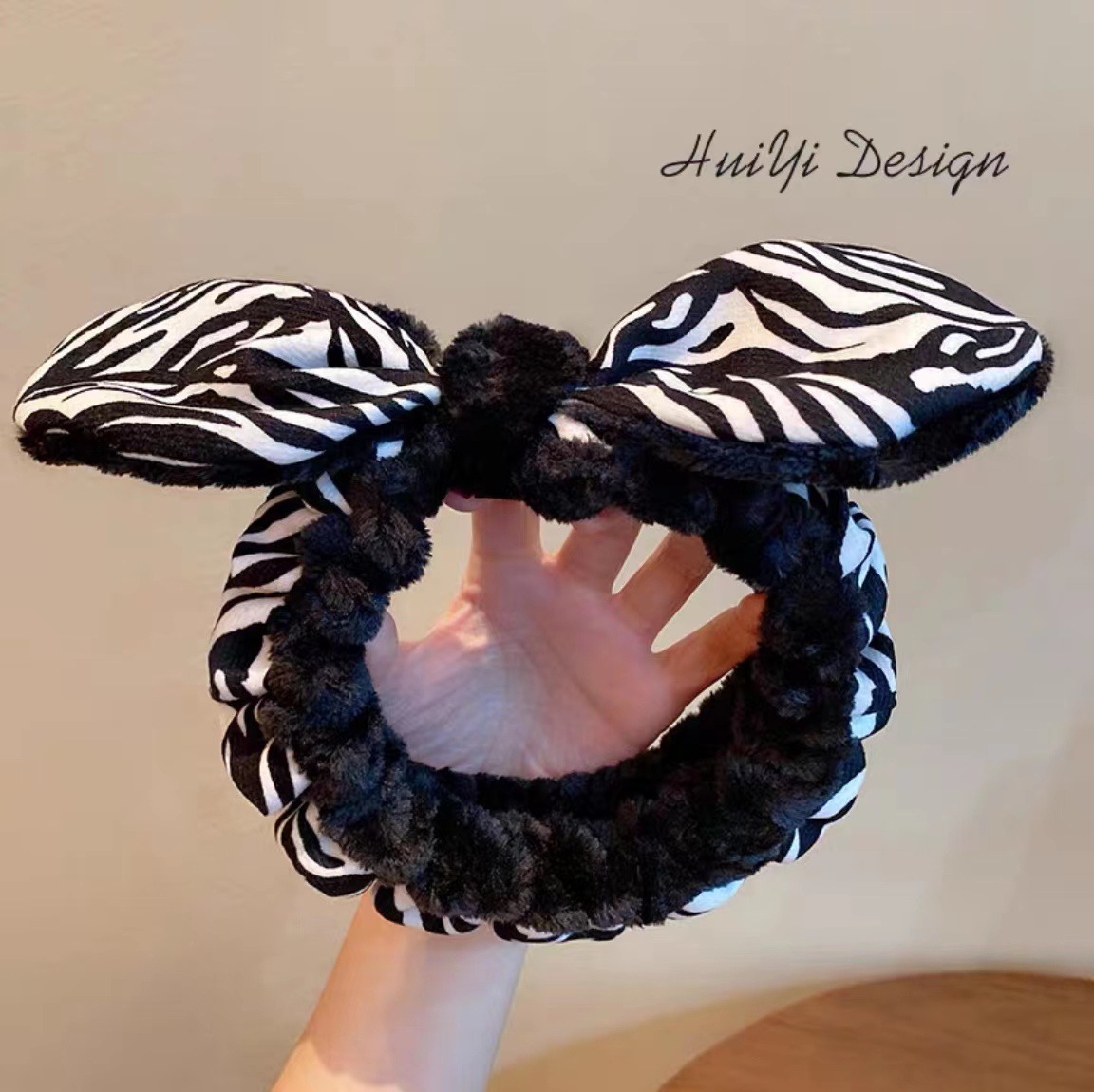 Lavado de la cara banda de pelo de moda femenina Coreana Red diadema roja estudiante dulce Linda máscara de maquillaje banda de pelo horquilla