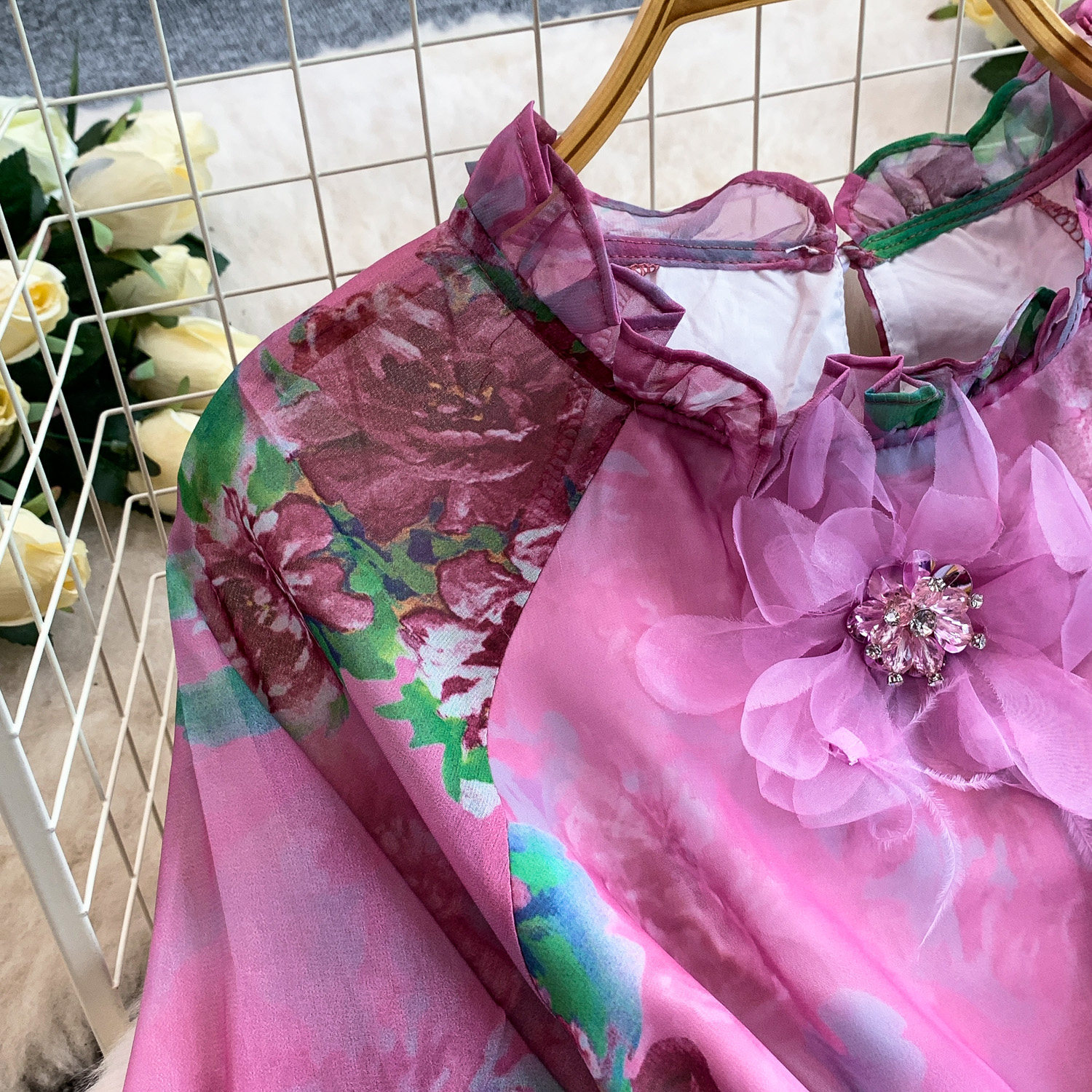Women's Floral Ruffle Hem Maxi Dress with Puff Sleeves Elegant Romantic Design Flowy Chiffon One Size Fits Most_ecoleips.com
