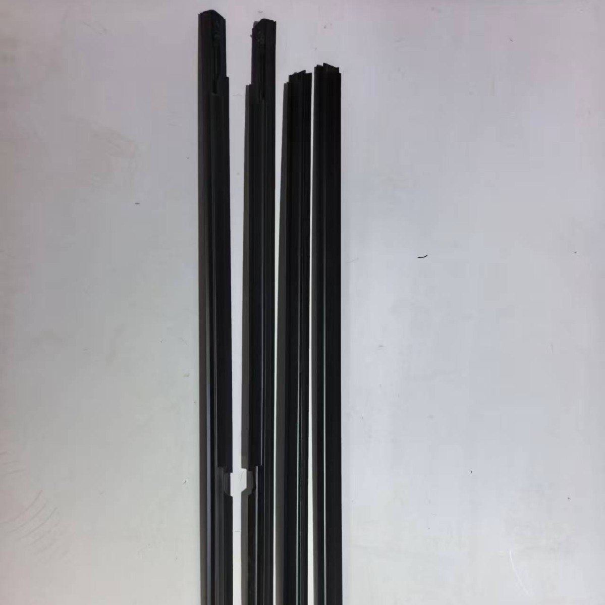 适用福美来马/自达323外压条汽车门窗挡雨切水条车玻璃隔音密封条