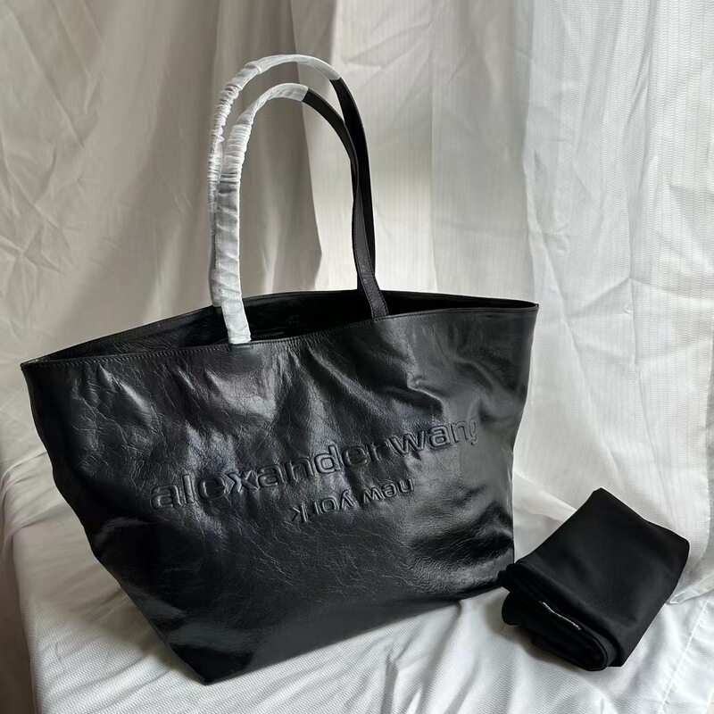 Big Wang Chen Lijun's Same Style Women's Oil Wax Leather Letter Punch Large Capacity Shoulder Bag Shopping Bag Tote Bag