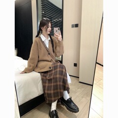 美拉德复古套装女秋冬新款宽松针织开衫外套休闲衬衫格子半身裙潮