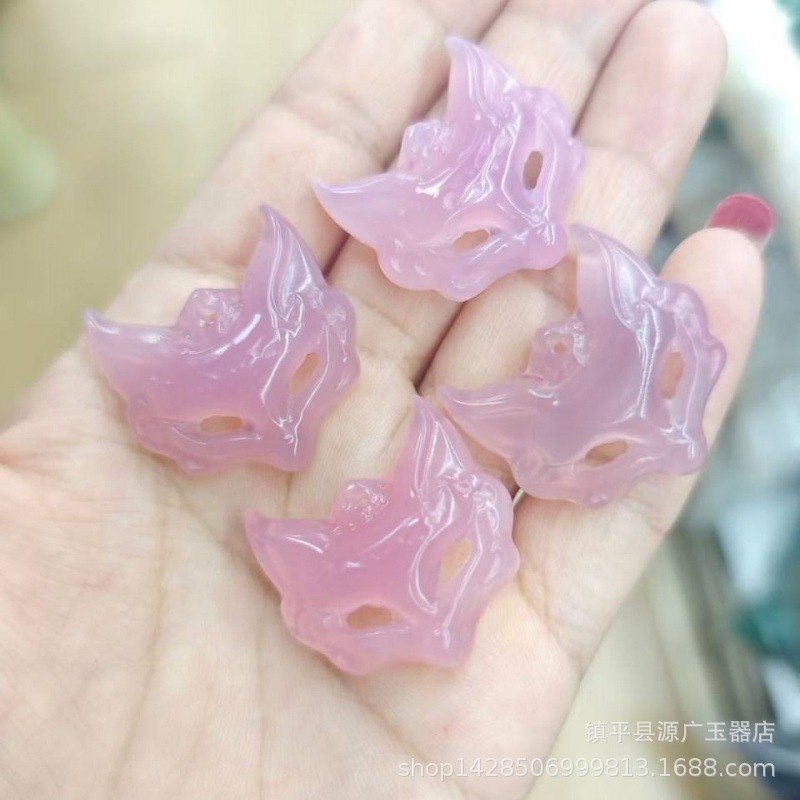 天然玉髓冰种九尾狐狸吊坠桃花酿翡翠色玉石狐狸面罩国风配饰面具|undefined