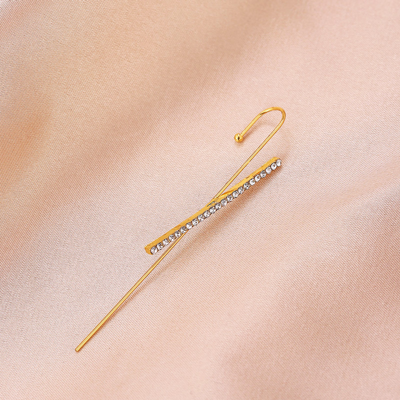 Nuevo estilo europeo y americano estilo frío diamante incrustado gancho para la oreja personalizado piercing oreja pin hembra rayo hoja oreja clip oblicua línea oreja espárragos