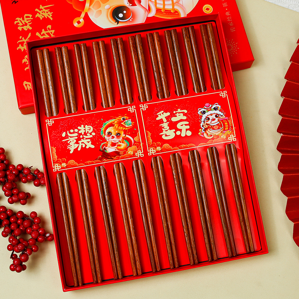 Un buen comienzo para el año de la serpiente 2025 regalos palillos zodiaco caja de regalo juego de vajilla doméstica de marea nacional con regalo LOGO al por mayor