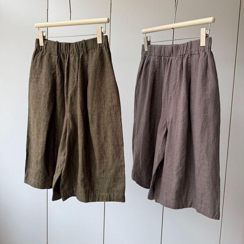 100% natural hemp, double yarn in different colors! Elastic high-waist, lightweight, comfortable, loose and casual women's cropped riding pants 100% natural hemp, double yarn in different colors! Elastic high-waist, lightweight, comfortable, loose and casual women's cropped riding pants