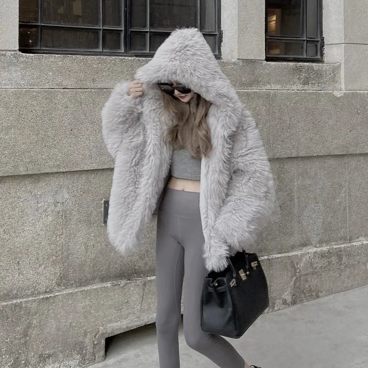 Ту Cant Hooded Short Fur Coat for Women, Thickened Lamb Wool, Autumn–Winter Street Style