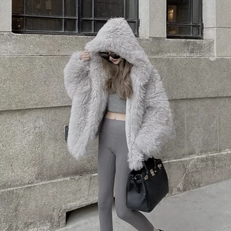 Ту Cant Hooded Short Fur Coat for Women, Thickened Lamb Wool, Autumn–Winter Street Style